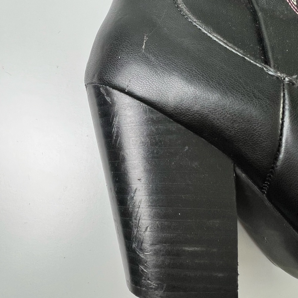 Steve Madden Black and Brown Heeled Boots - Picture 12 of 16